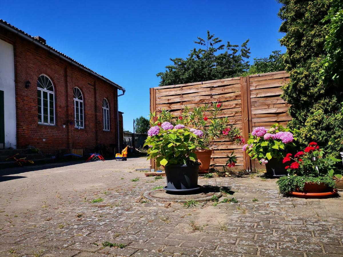 Landidylle Mertensdorf - Ferienwohnung Triglitz Exterior foto